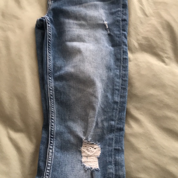 Girls Size 13/14 Light Distressed Holes Denim Jeans, H&M - Picture 14 of 14